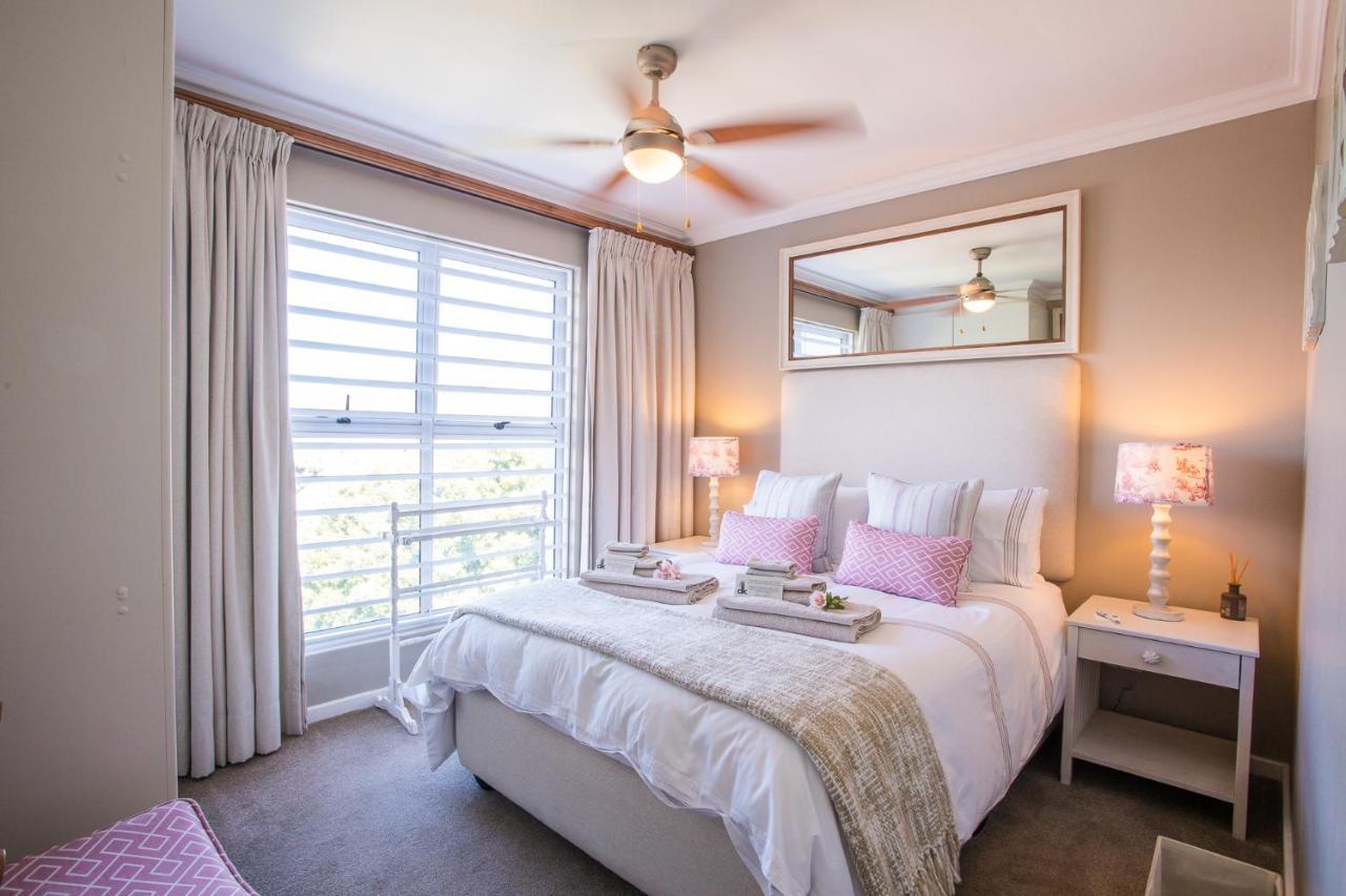 Dk Villas 1 Harbour View Хаут Бей Екстериор снимка